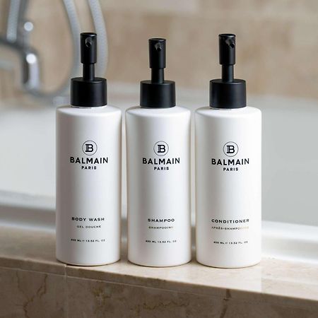 Sofitel Chicago Magnificent Mile Hotel Exterior photo Balmain Paris products