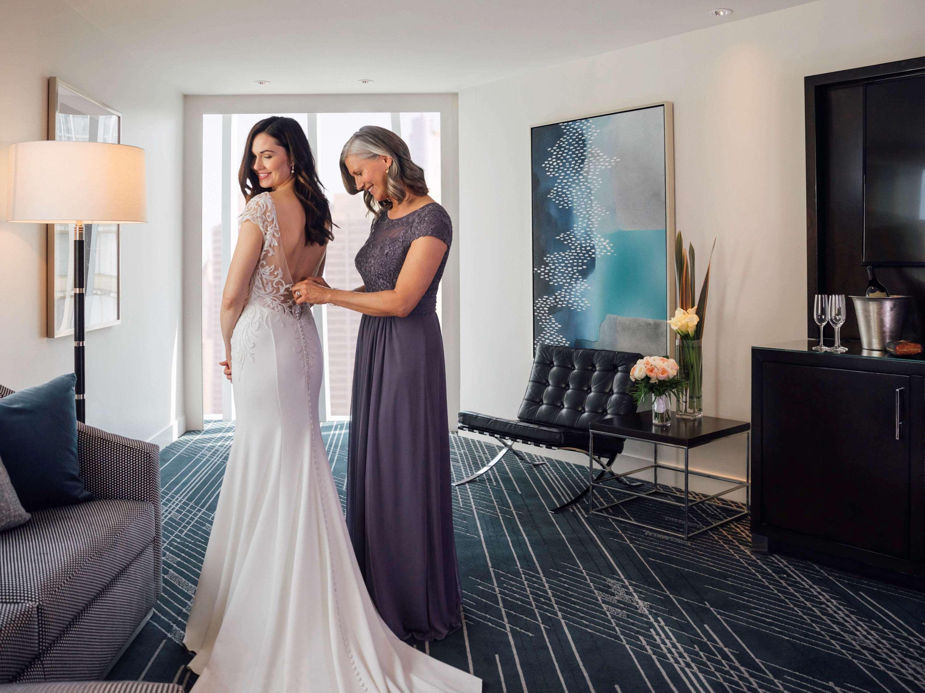 Sofitel Chicago Magnificent Mile Hotel Exterior photo A mother helping her daughter get ready for her wedding