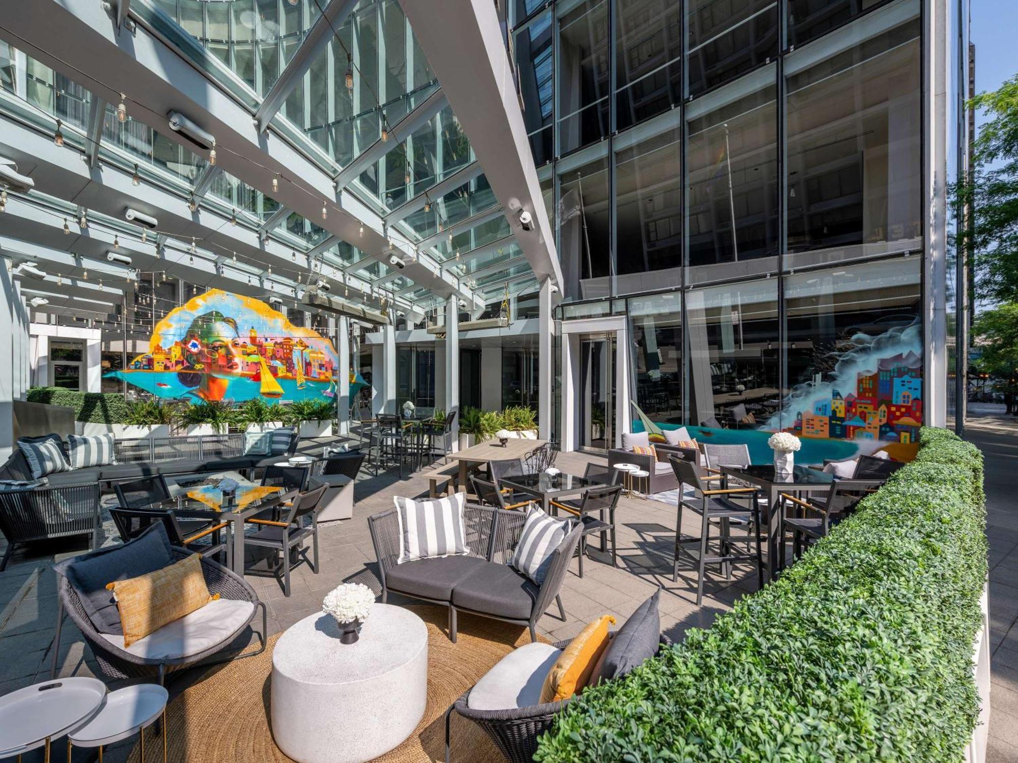 Sofitel Chicago Magnificent Mile Hotel Exterior photo The Terrace at The Standard East Village